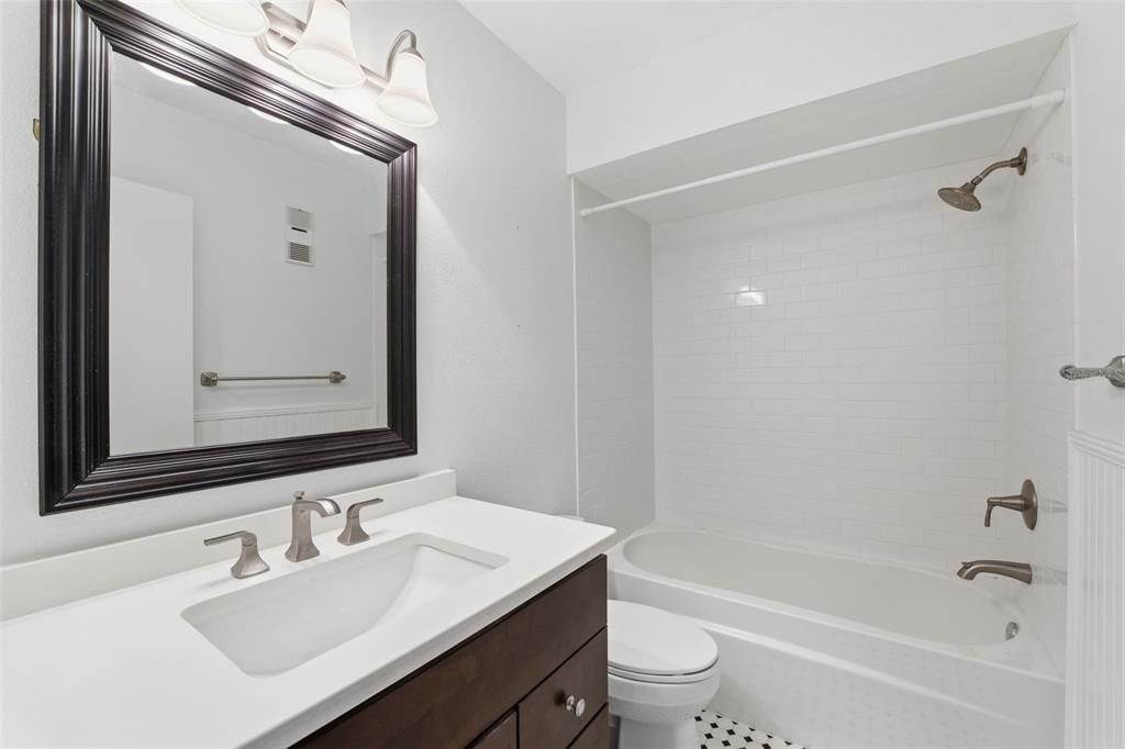 For Sale: $615,000 (3 beds, 2 baths, 1605 Square Feet)