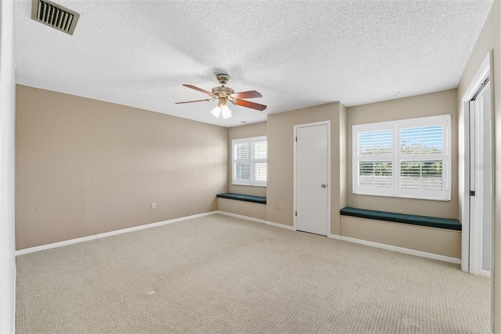 For Sale: $615,000 (3 beds, 2 baths, 1605 Square Feet)