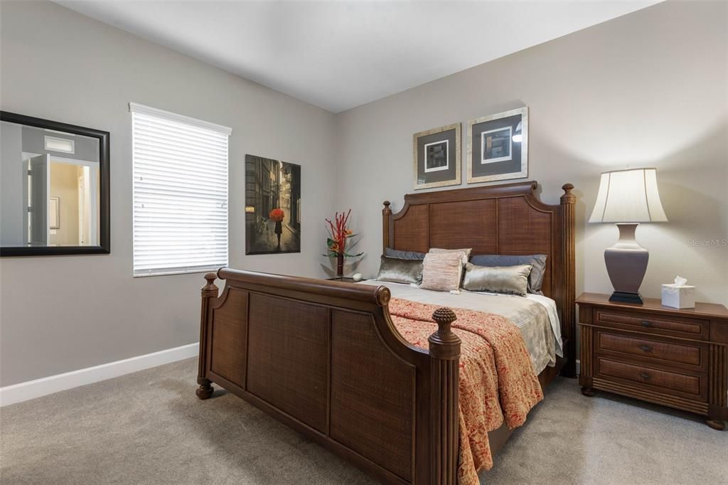 待售: $1,049,000 (3 贝兹, 3 浴室, 2432 平方英尺)