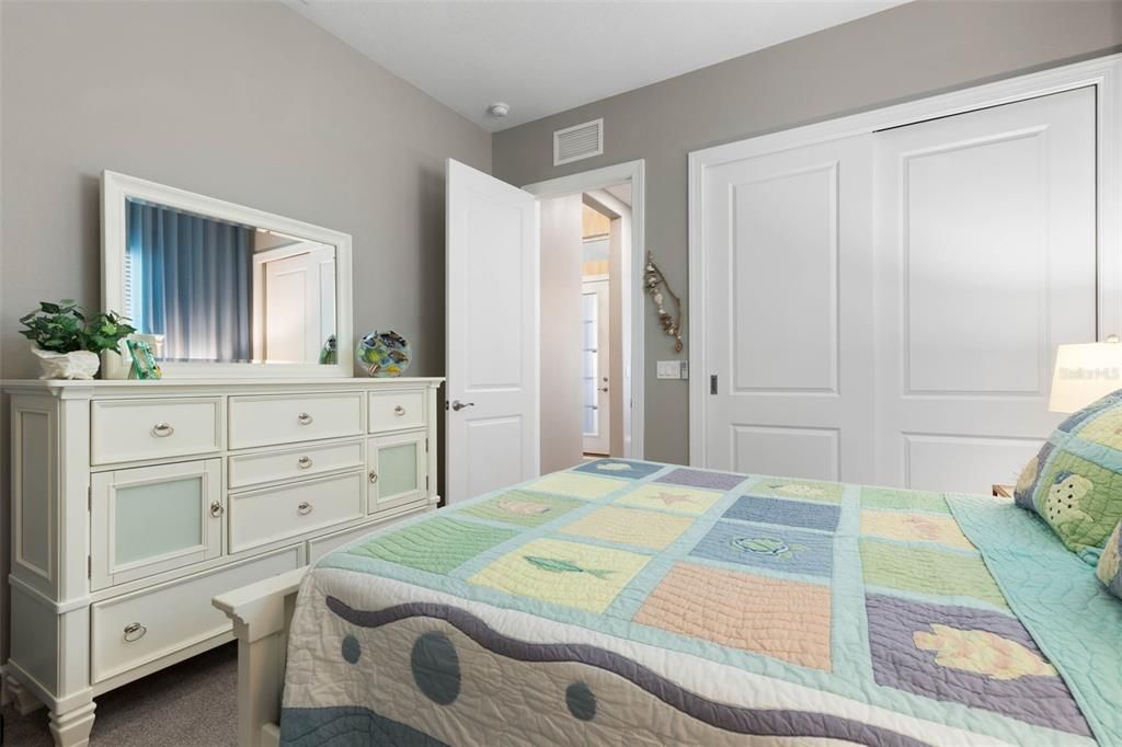 待售: $1,049,000 (3 贝兹, 3 浴室, 2432 平方英尺)