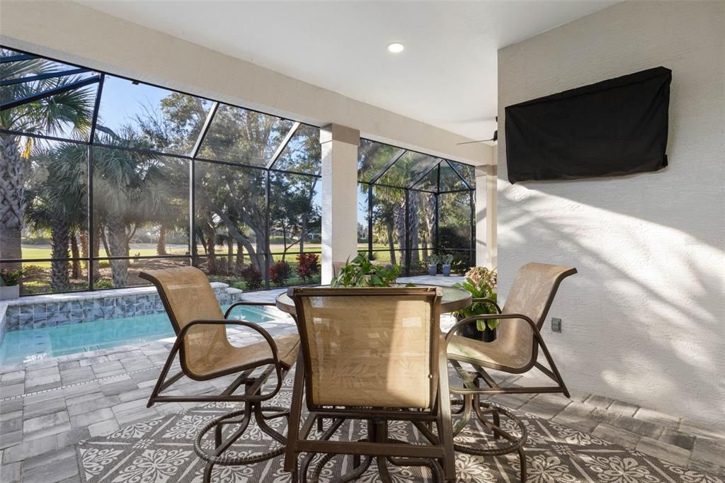 待售: $1,049,000 (3 贝兹, 3 浴室, 2432 平方英尺)