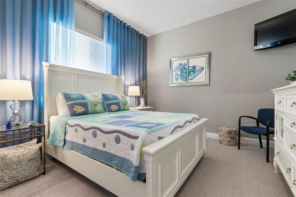 待售: $1,049,000 (3 贝兹, 3 浴室, 2432 平方英尺)