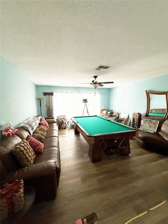 For Sale: $468,000 (3 beds, 2 baths, 1996 Square Feet)