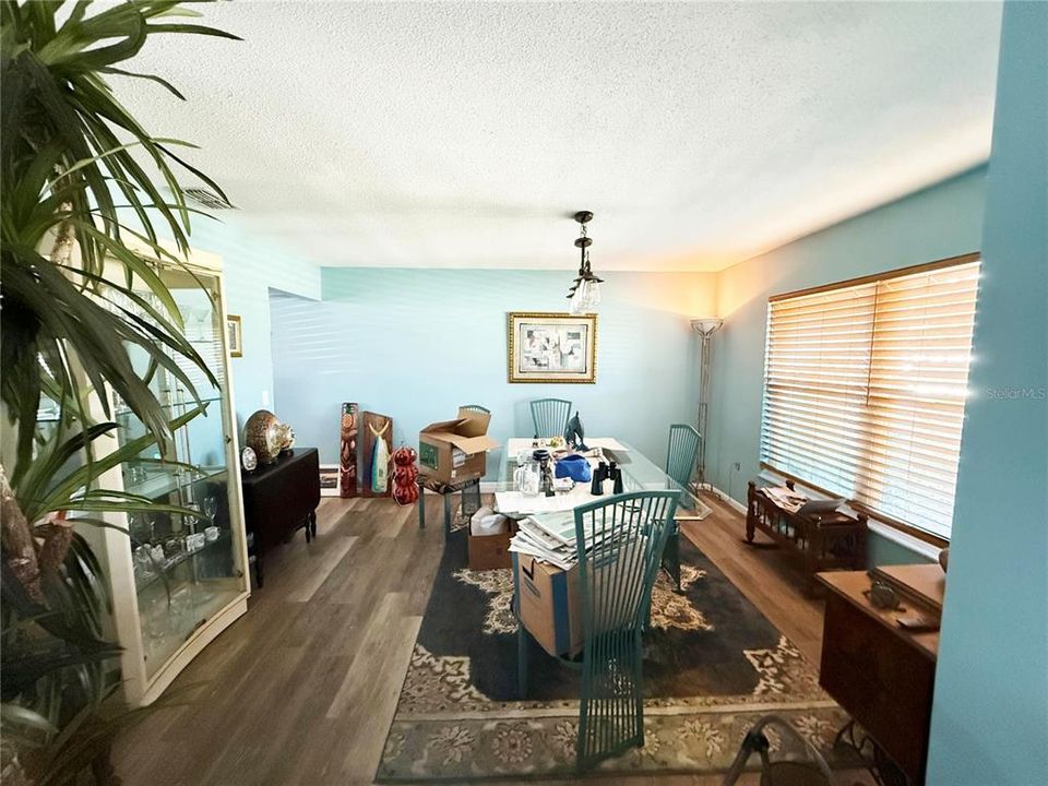 For Sale: $468,000 (3 beds, 2 baths, 1996 Square Feet)