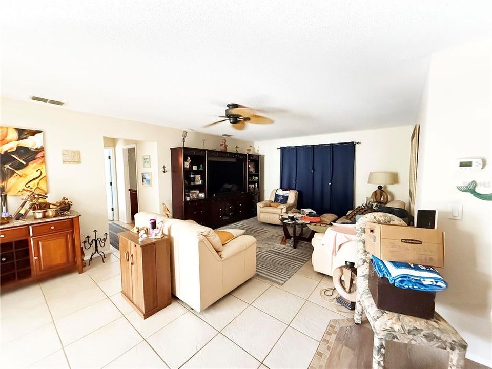 For Sale: $468,000 (3 beds, 2 baths, 1996 Square Feet)