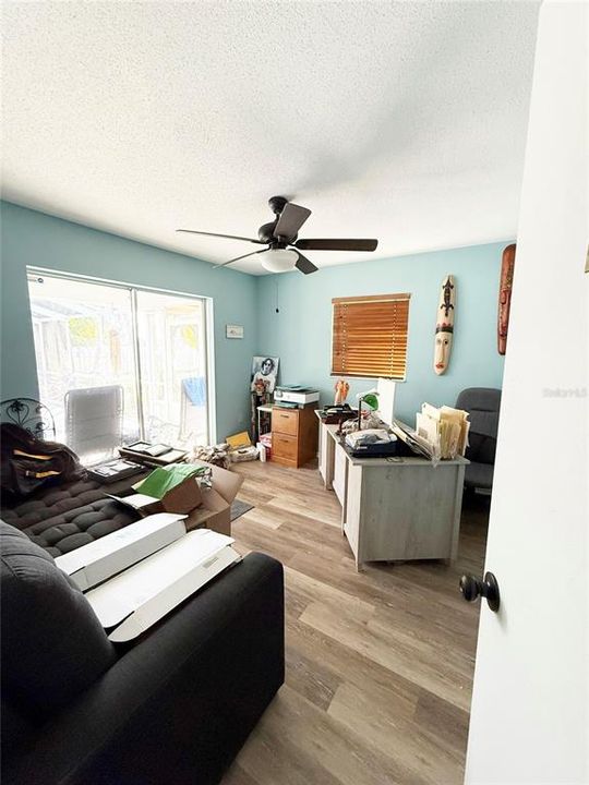 For Sale: $468,000 (3 beds, 2 baths, 1996 Square Feet)