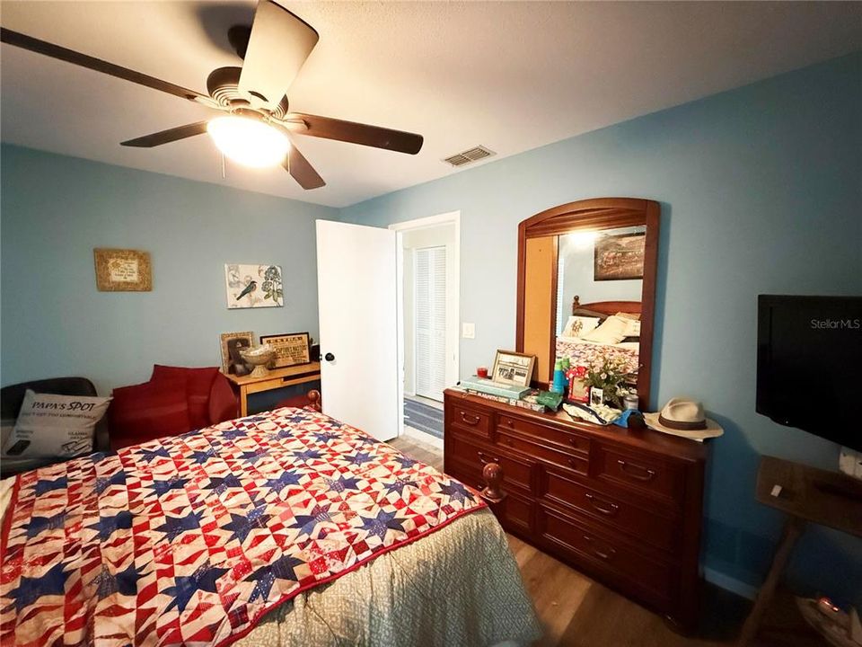 For Sale: $468,000 (3 beds, 2 baths, 1996 Square Feet)