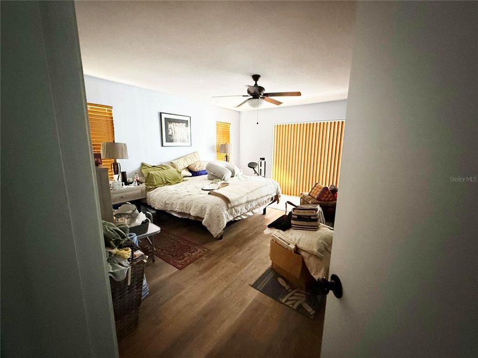 For Sale: $468,000 (3 beds, 2 baths, 1996 Square Feet)