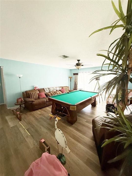 For Sale: $468,000 (3 beds, 2 baths, 1996 Square Feet)