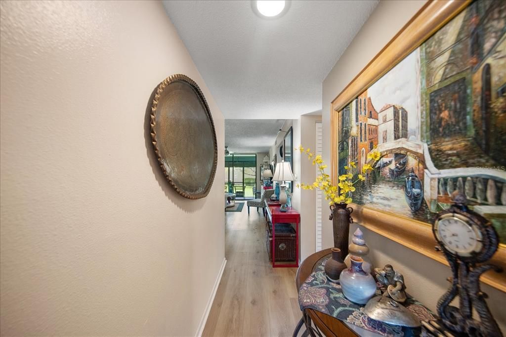 На продажу: $229,000 (1 спален, 1 ванн, 950 Квадратных фут)