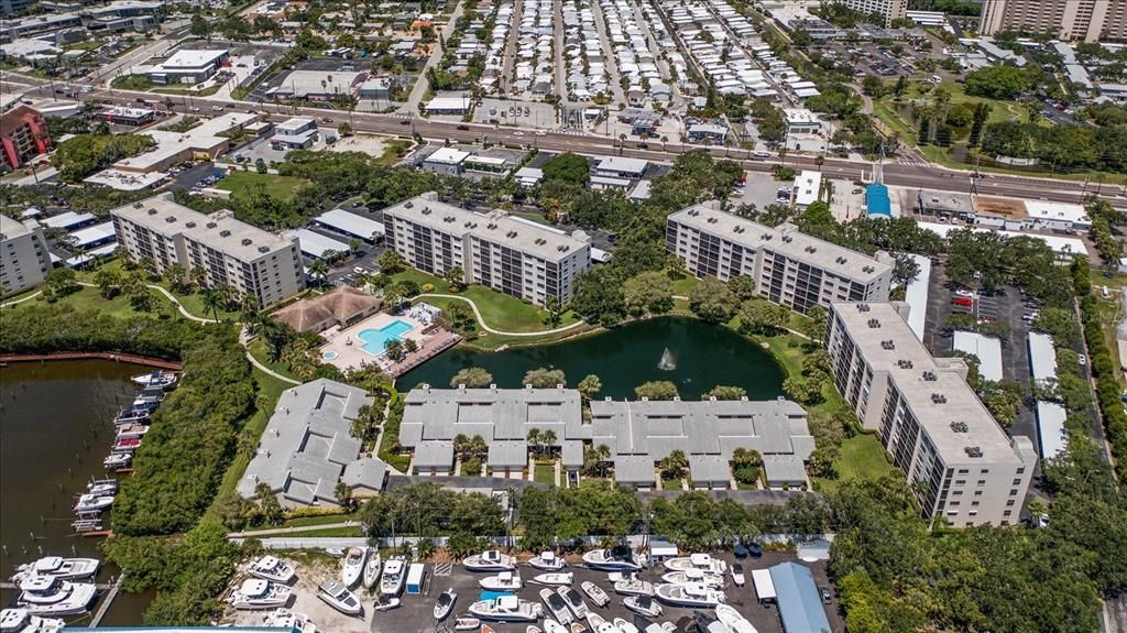 На продажу: $229,000 (1 спален, 1 ванн, 950 Квадратных фут)