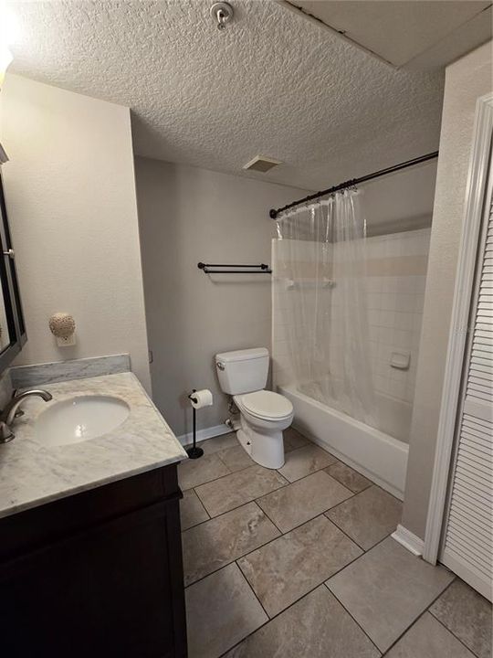 For Rent: $1,490 (1 beds, 1 baths, 672 Square Feet)