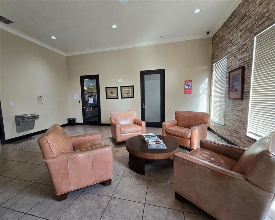 For Rent: $1,490 (1 beds, 1 baths, 672 Square Feet)