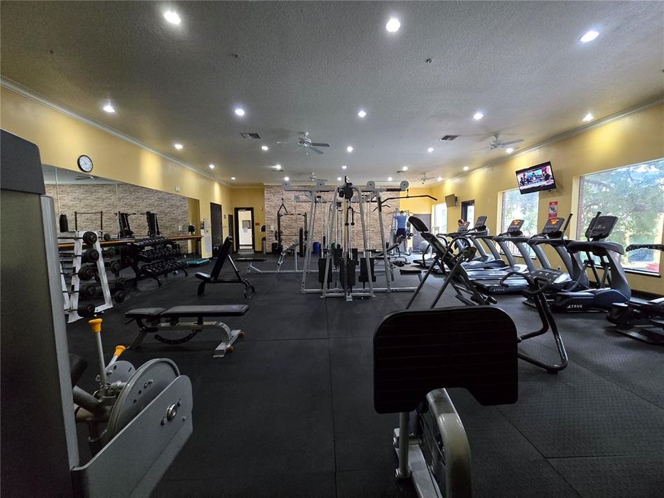 For Rent: $1,490 (1 beds, 1 baths, 672 Square Feet)