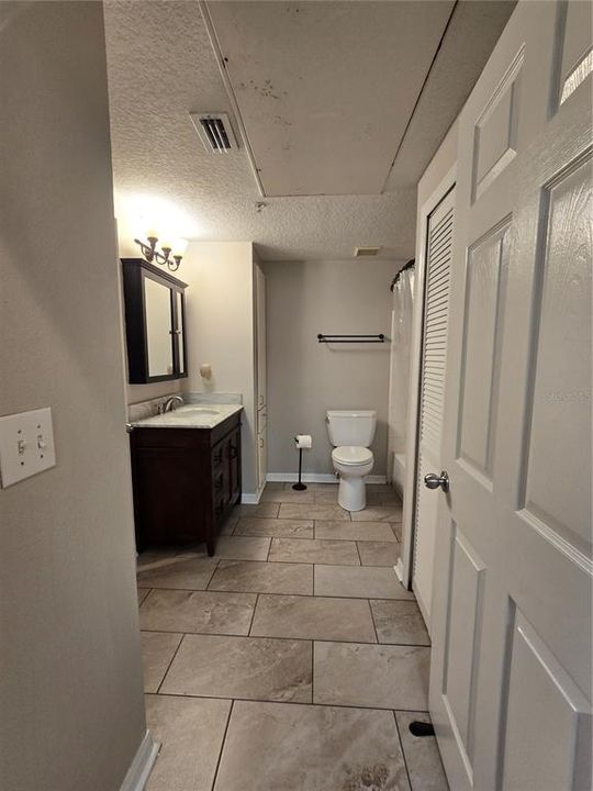 For Rent: $1,490 (1 beds, 1 baths, 672 Square Feet)