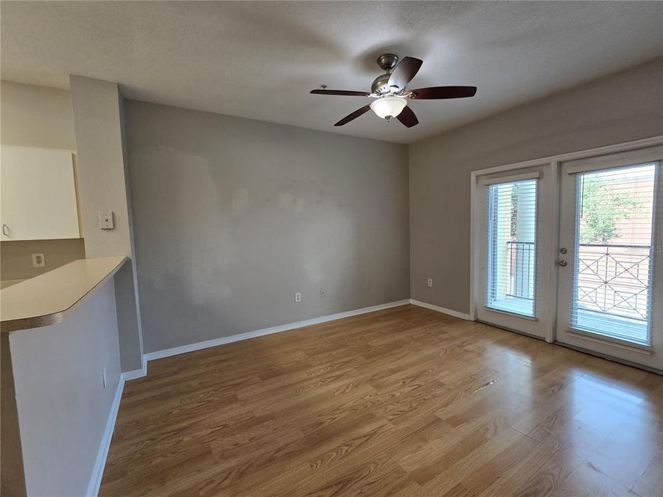 For Rent: $1,490 (1 beds, 1 baths, 672 Square Feet)