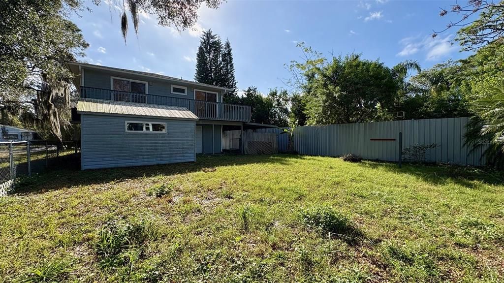 待售: $240,000 (2 贝兹, 2 浴室, 1120 平方英尺)