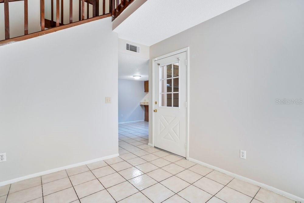 En Venta: $180,000 (2 camas, 1 baños, 1329 Pies cuadrados)