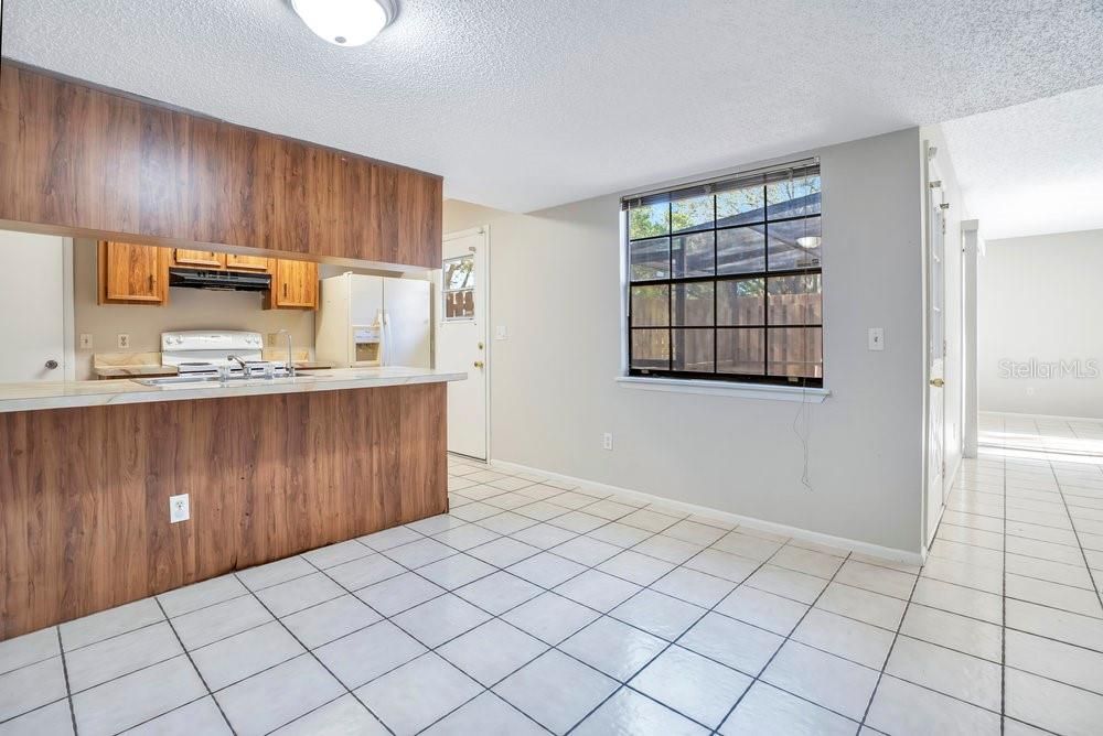 En Venta: $180,000 (2 camas, 1 baños, 1329 Pies cuadrados)