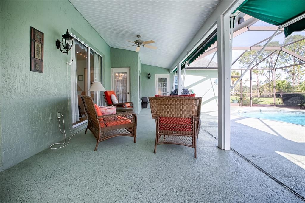 На продажу: $385,000 (3 спален, 2 ванн, 2162 Квадратных фут)