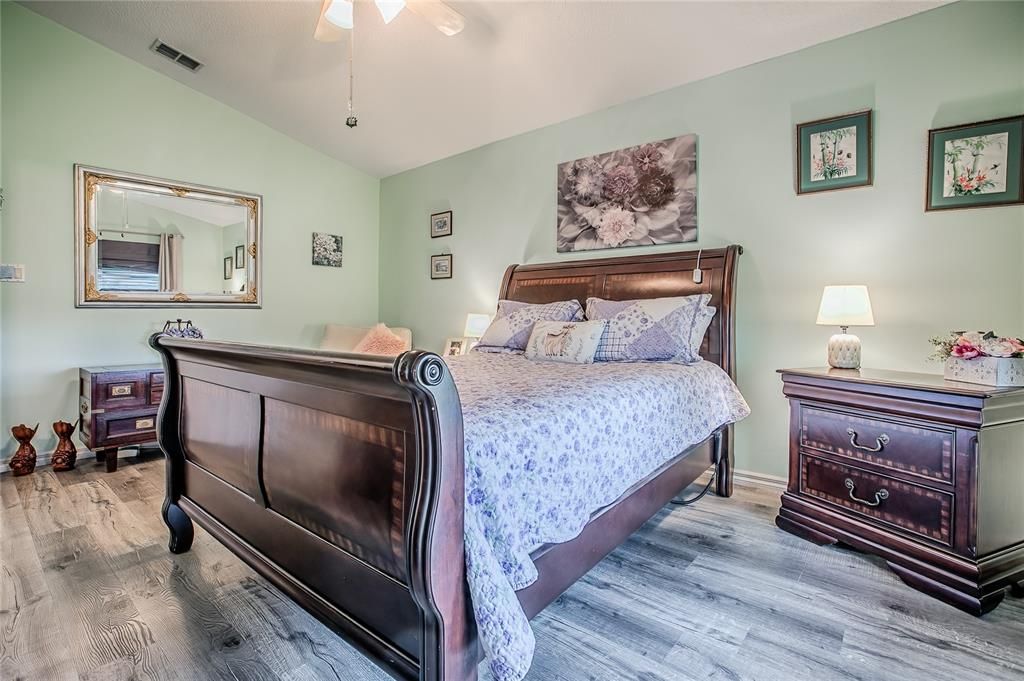 На продажу: $385,000 (3 спален, 2 ванн, 2162 Квадратных фут)