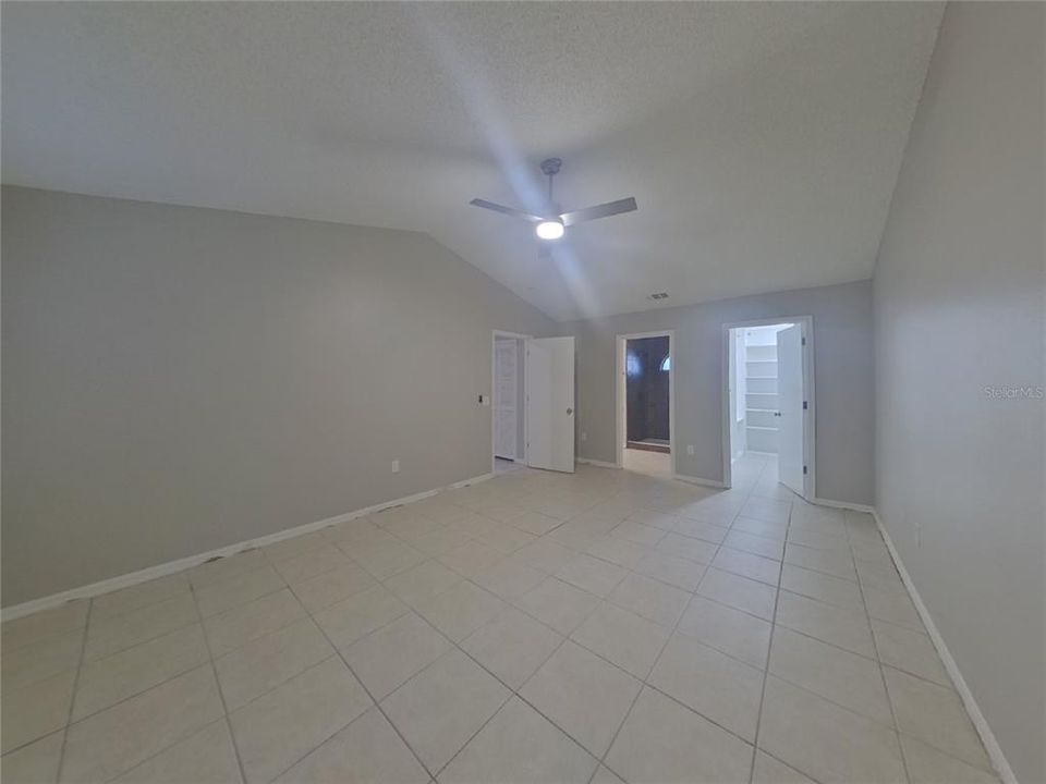 出租: $2,329 (3 贝兹, 2 浴室, 1734 平方英尺)