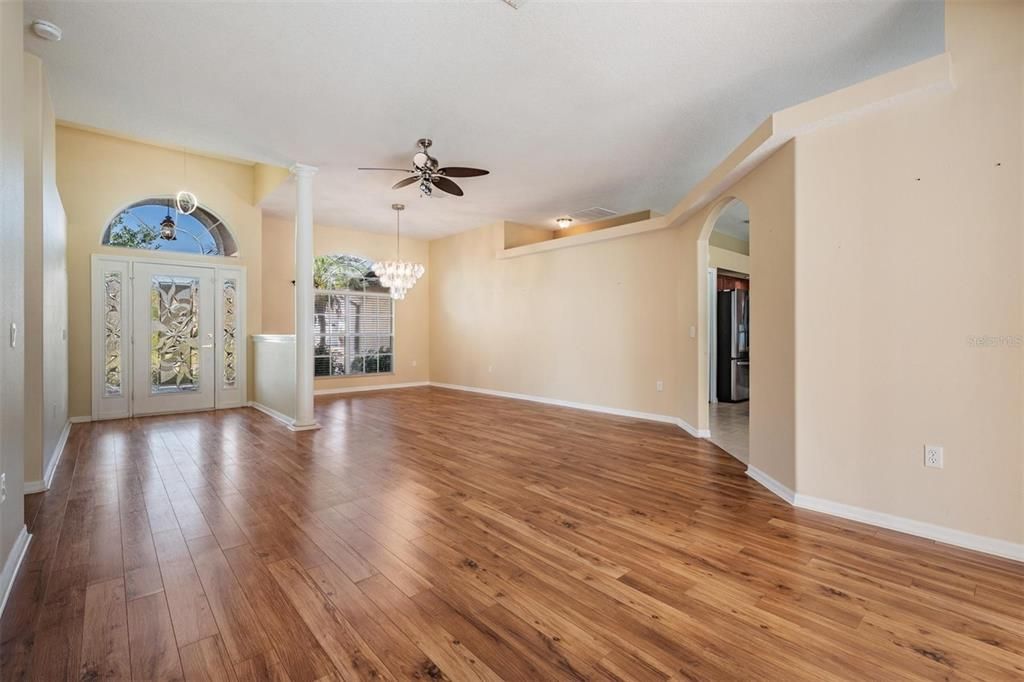 На продажу: $599,000 (3 спален, 2 ванн, 2395 Квадратных фут)