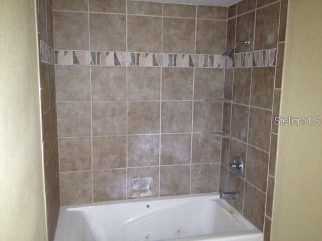 出租: $2,298 (3 贝兹, 2 浴室, 1778 平方英尺)