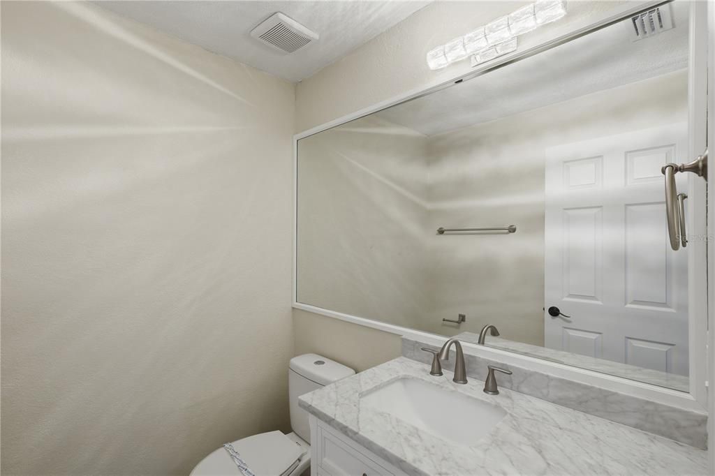 For Sale: $399,900 (3 beds, 2 baths, 1875 Square Feet)