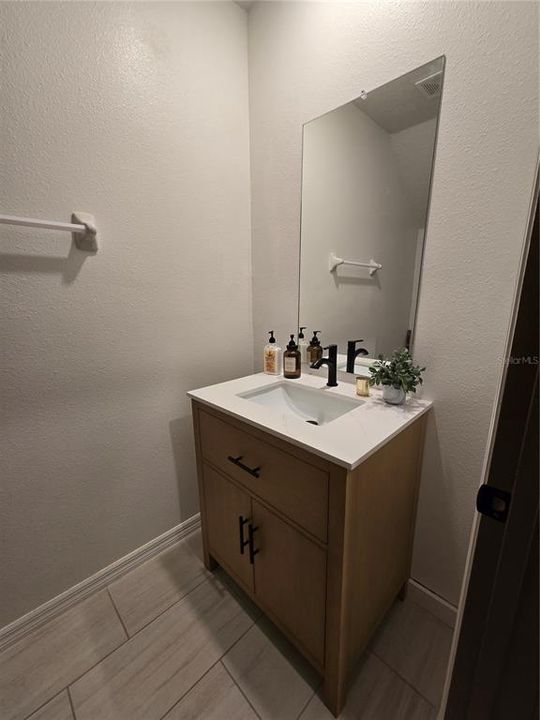 En Renta: $2,995 (5 camas, 2 baños, 2389 Pies cuadrados)