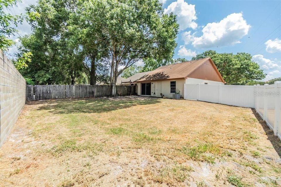 В аренду: $2,250 (3 спален, 2 ванн, 1287 Квадратных фут)