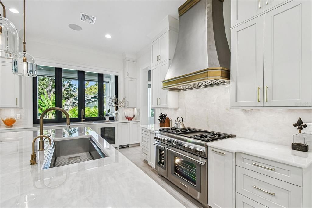 For Sale: $3,900,000 (4 beds, 4 baths, 4558 Square Feet)