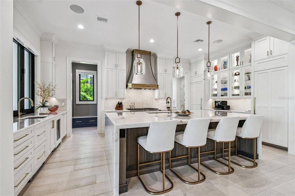 For Sale: $3,900,000 (4 beds, 4 baths, 4558 Square Feet)