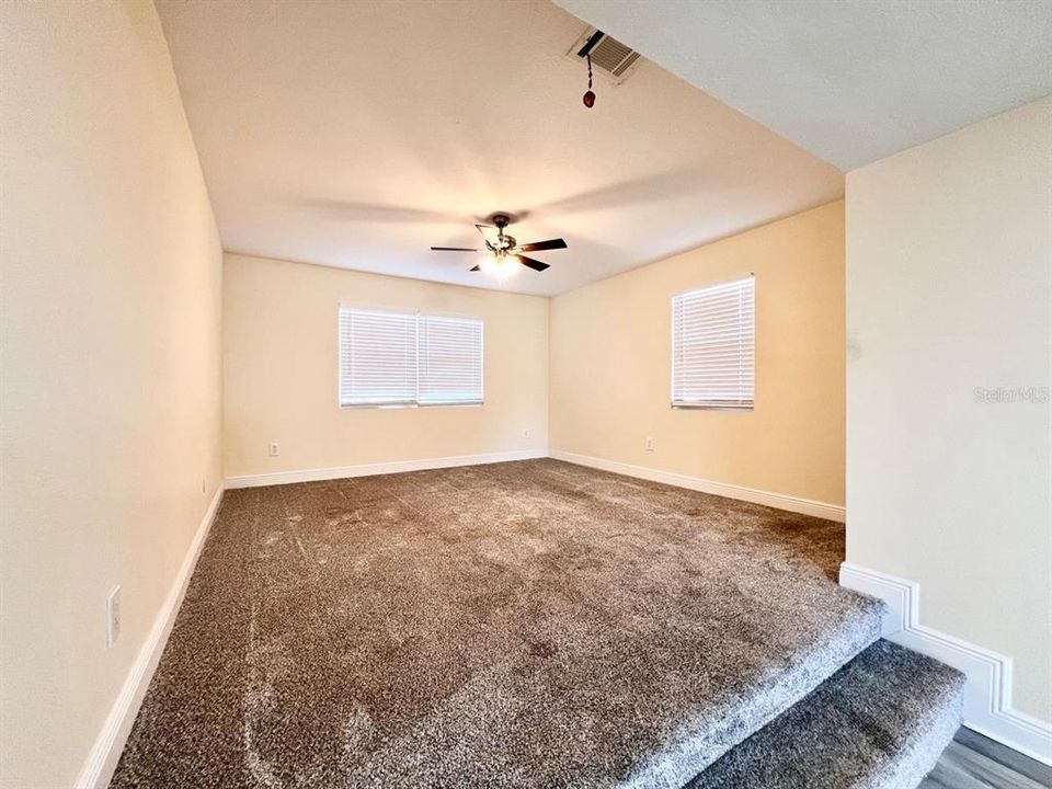 For Sale: $315,000 (4 beds, 2 baths, 1418 Square Feet)