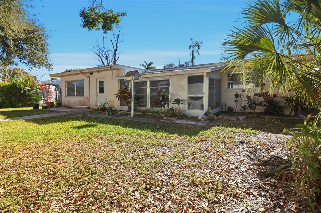 待售: $298,500 (2 贝兹, 2 浴室, 1400 平方英尺)