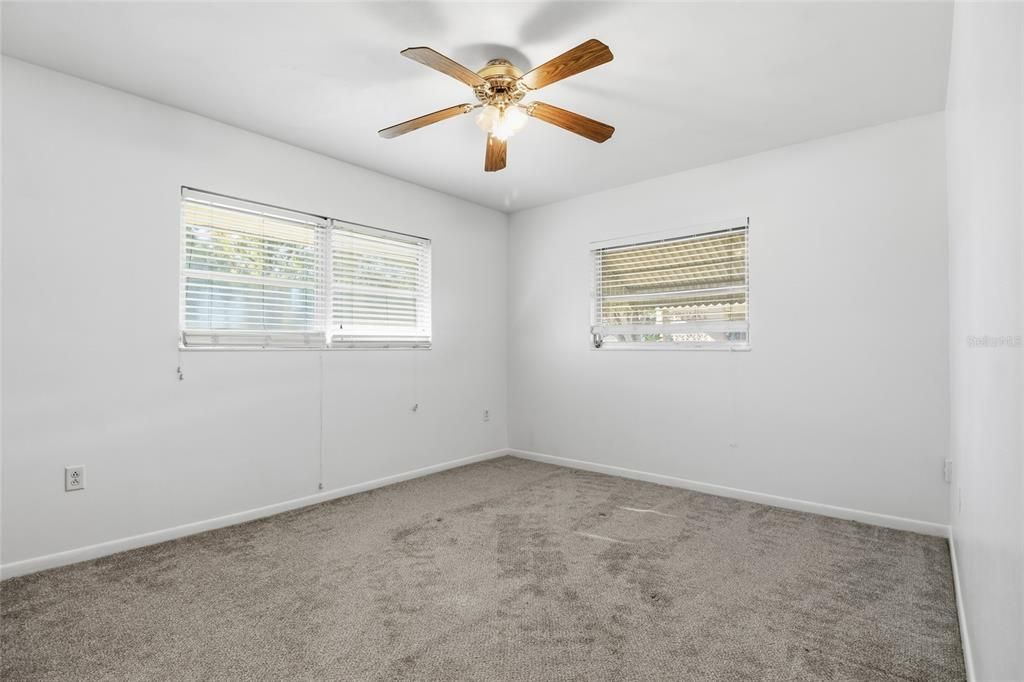 待售: $298,500 (2 贝兹, 2 浴室, 1400 平方英尺)