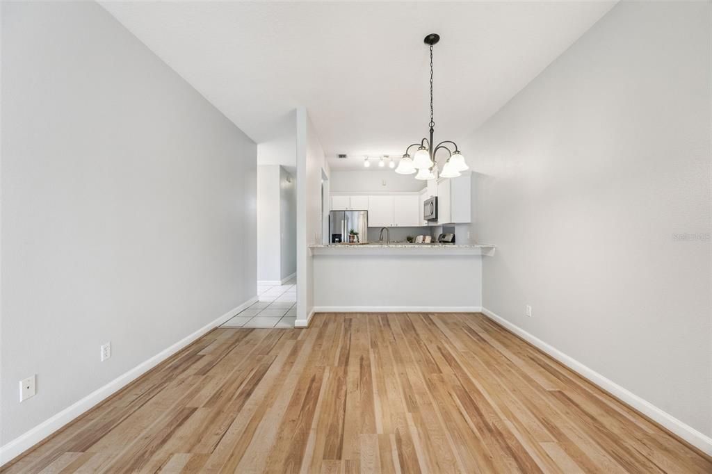 На продажу: $264,900 (3 спален, 2 ванн, 1442 Квадратных фут)