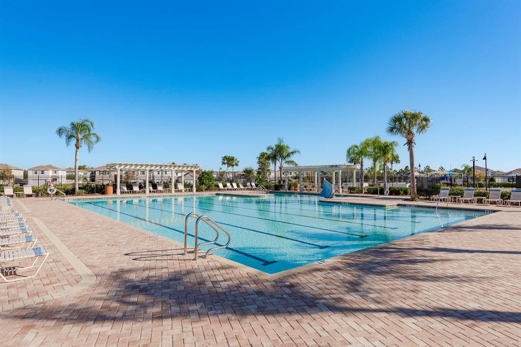 待售: $320,000 (3 贝兹, 2 浴室, 1673 平方英尺)