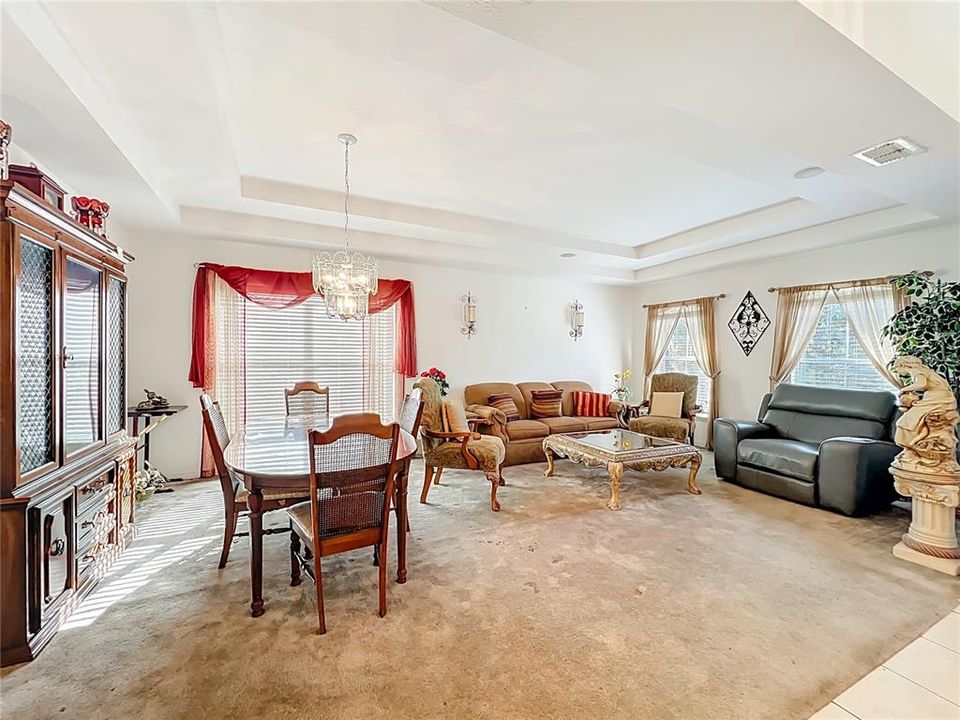 For Sale: $390,500 (3 beds, 2 baths, 1750 Square Feet)