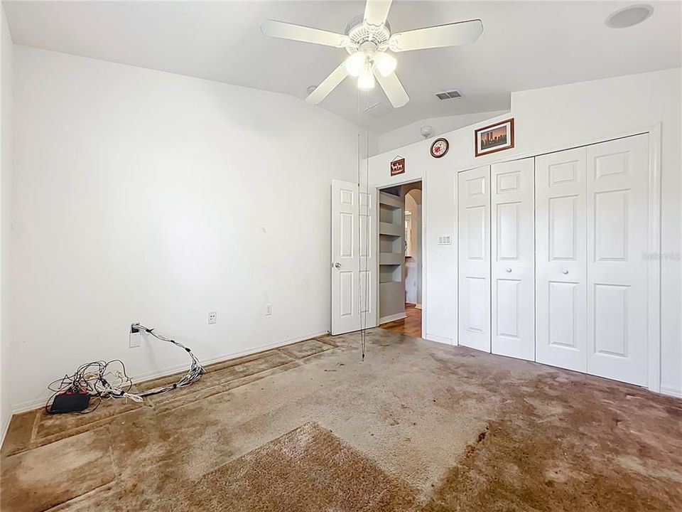 For Sale: $390,500 (3 beds, 2 baths, 1750 Square Feet)
