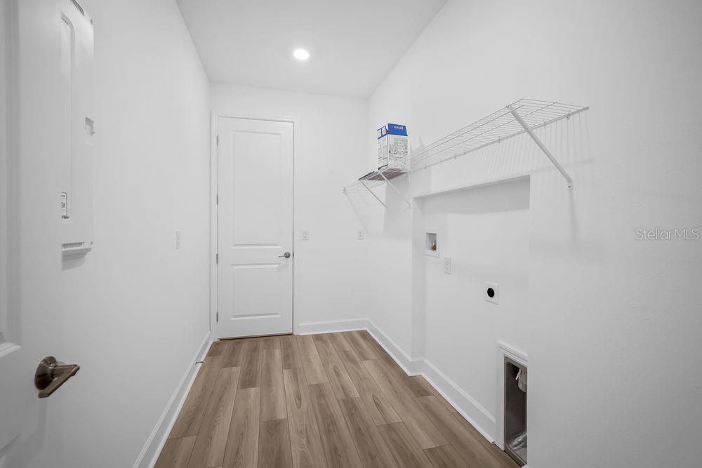 For Sale: $651,999 (5 beds, 4 baths, 3835 Square Feet)