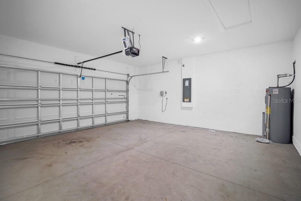 For Sale: $651,999 (5 beds, 4 baths, 3835 Square Feet)