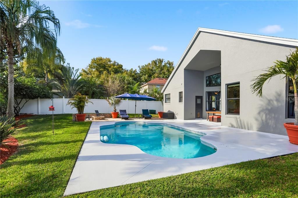 En Venta: $649,000 (4 camas, 3 baños, 2537 Pies cuadrados)