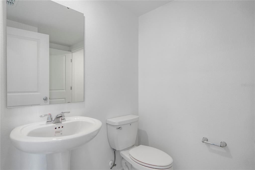 В аренду: $1,950 (3 спален, 2 ванн, 1834 Квадратных фут)