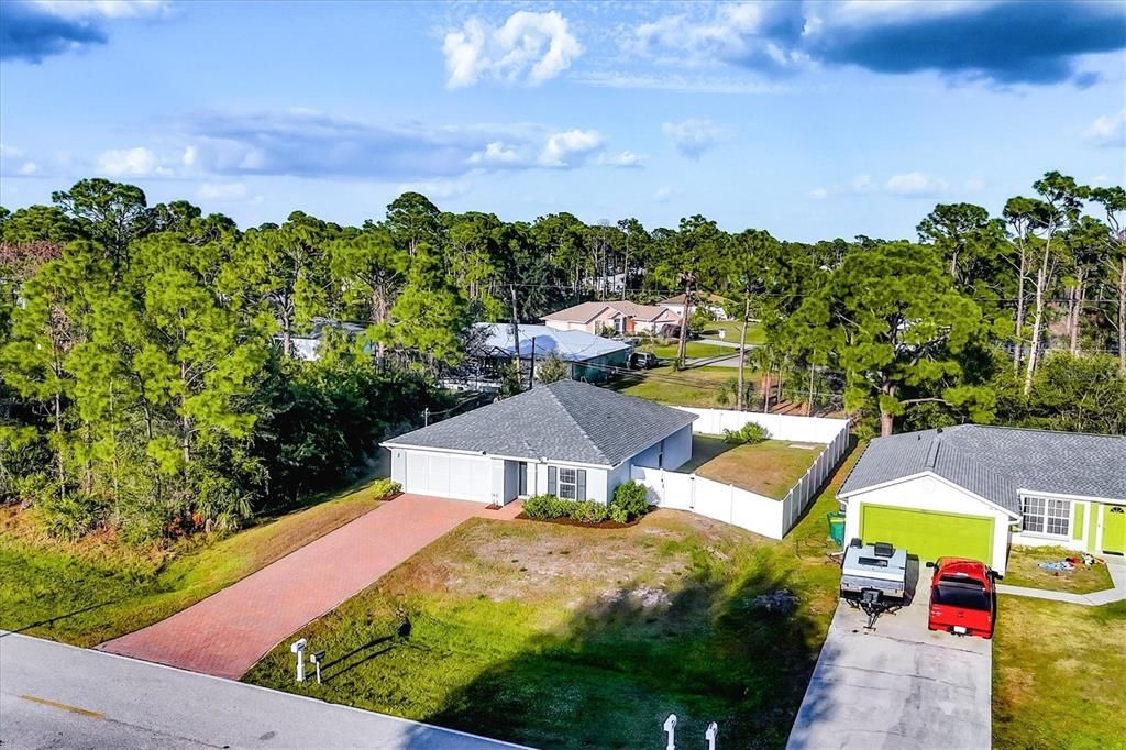 For Sale: $280,000 (3 beds, 2 baths, 1367 Square Feet)