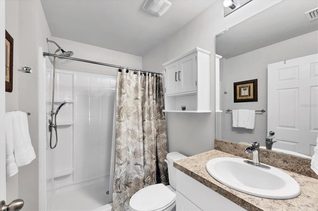 For Sale: $280,000 (3 beds, 2 baths, 1367 Square Feet)