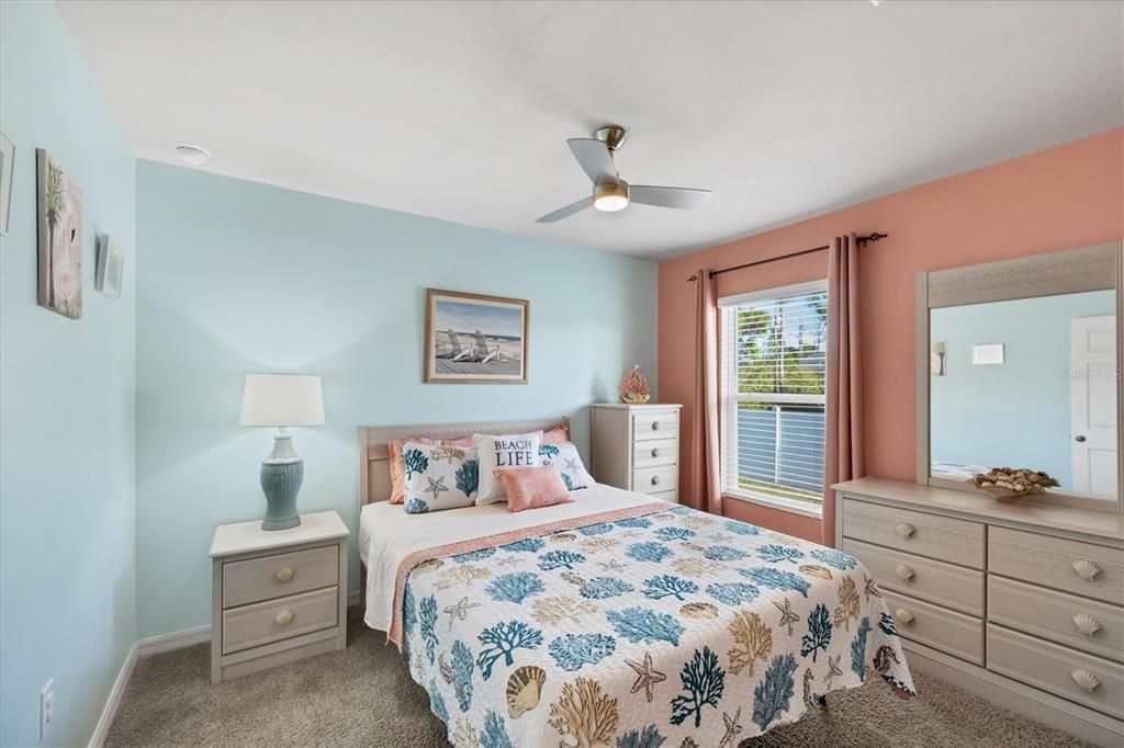 For Sale: $280,000 (3 beds, 2 baths, 1367 Square Feet)