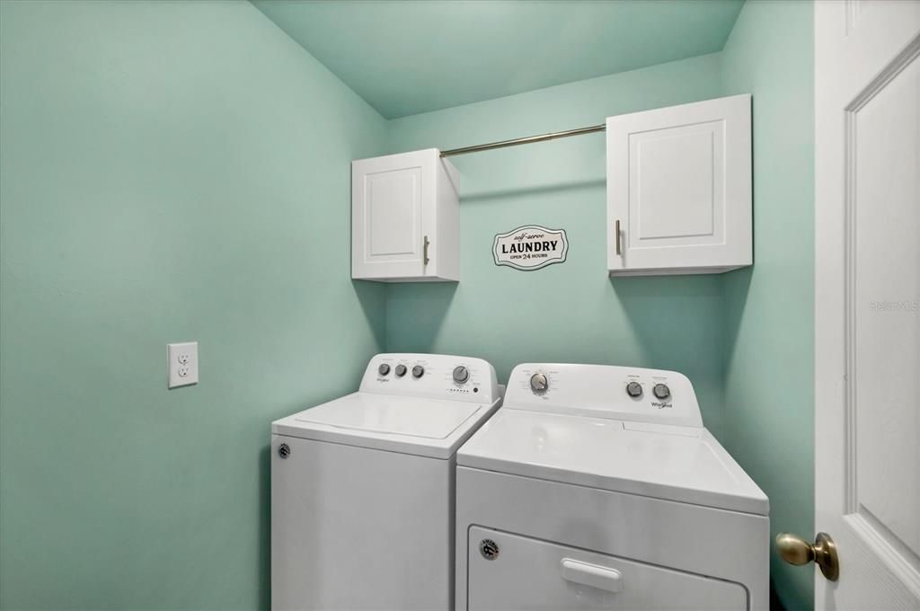 For Sale: $280,000 (3 beds, 2 baths, 1367 Square Feet)