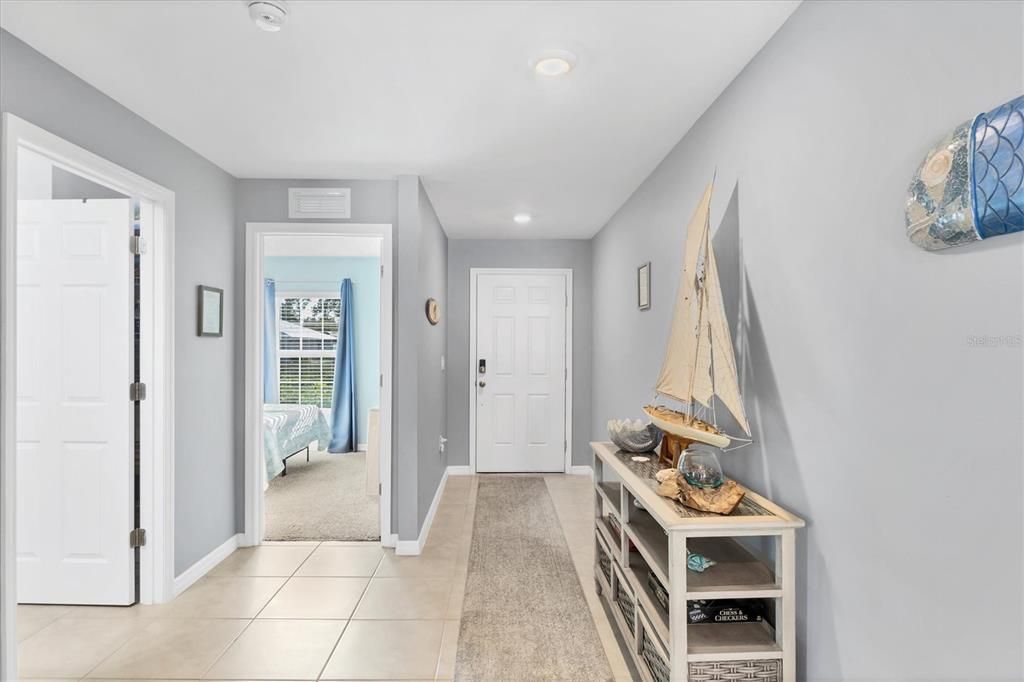 For Sale: $280,000 (3 beds, 2 baths, 1367 Square Feet)