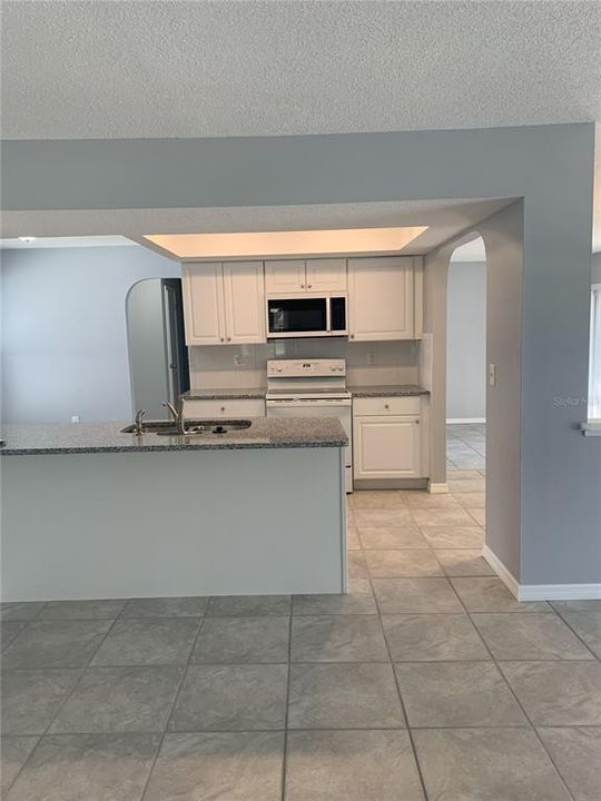 For Rent: $1,990 (3 beds, 2 baths, 1778 Square Feet)